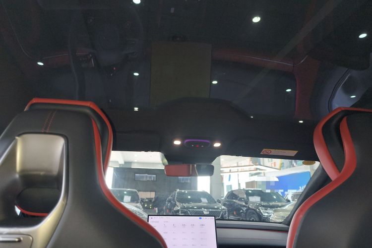 Used  SU7 2024 Four-Wheel Drive Ultra-Long Range Advanced Intelligent Driving Max Edition
