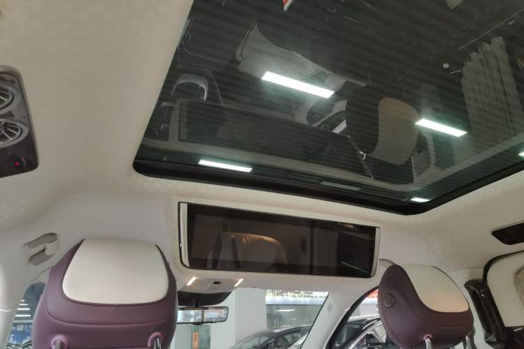 Used Mercedes-Benz V-Class 2022 V 260 L Long Wheelbase Prestige Edition
