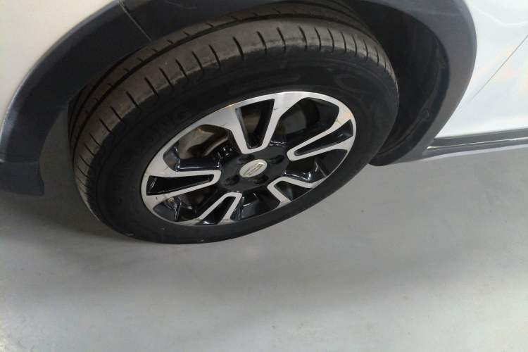 Used Geely Auto Vision X3 2017 1.5L Manual Elite Model