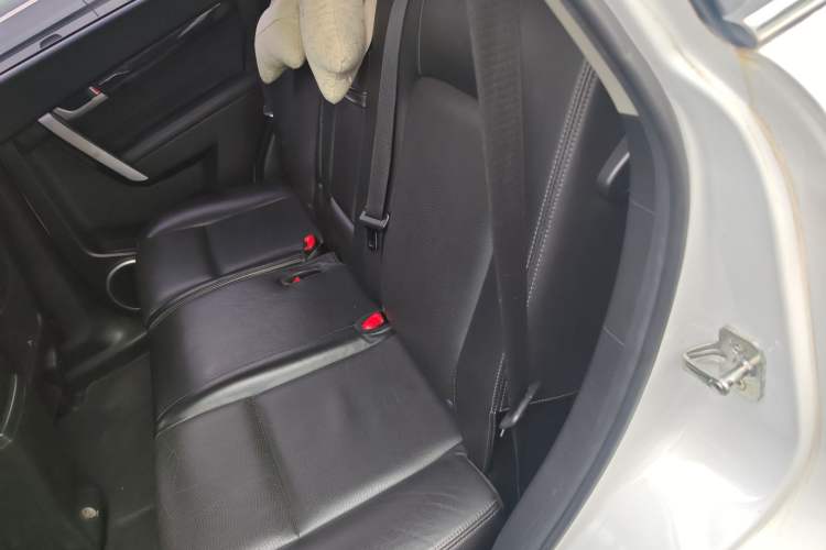 Used Chevrolet Captiva 2015 2.4L Two-Wheel Drive Urban Version 7 Seats
