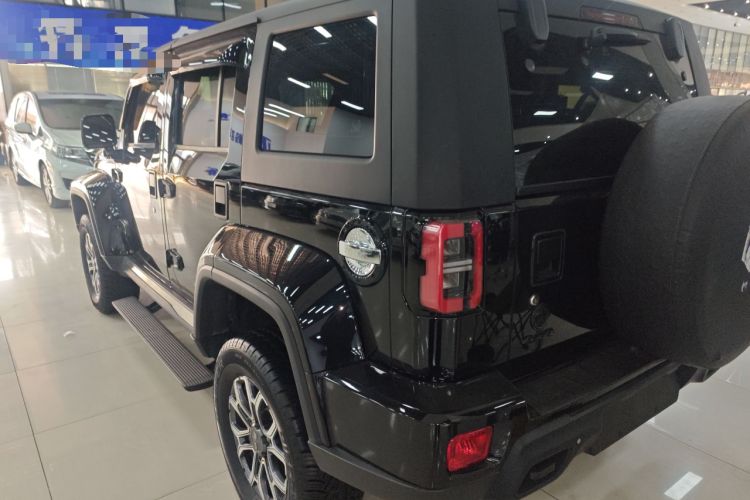 Used  BJ40 2023 2.0T Automatic Four-Wheel Drive Urban Hunter Edition Prestige Version