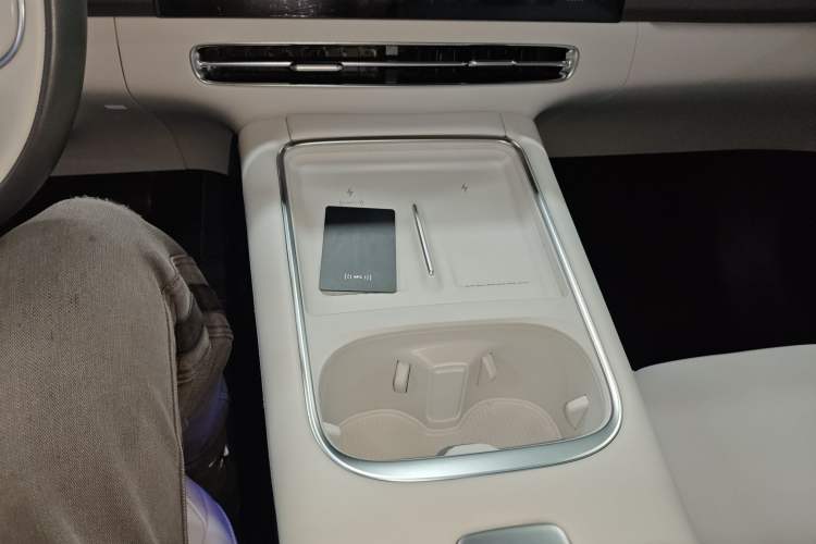 Used XPeng G6 2025 625 Long-Range Max Flagship Edition
