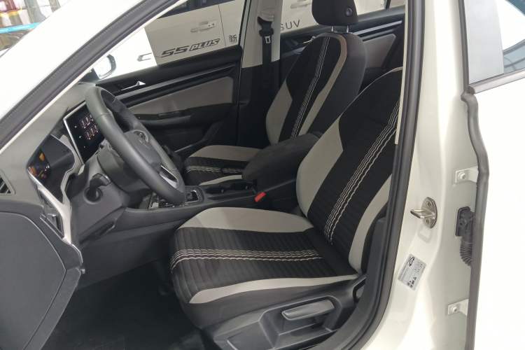 Used Volkswagen Bora 2024 200TSI DSG Comfort Edition
