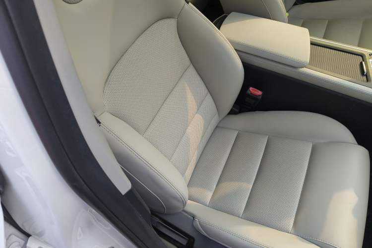 Used Geely Auto Binray 2018 14T CVT Binyi Edition
