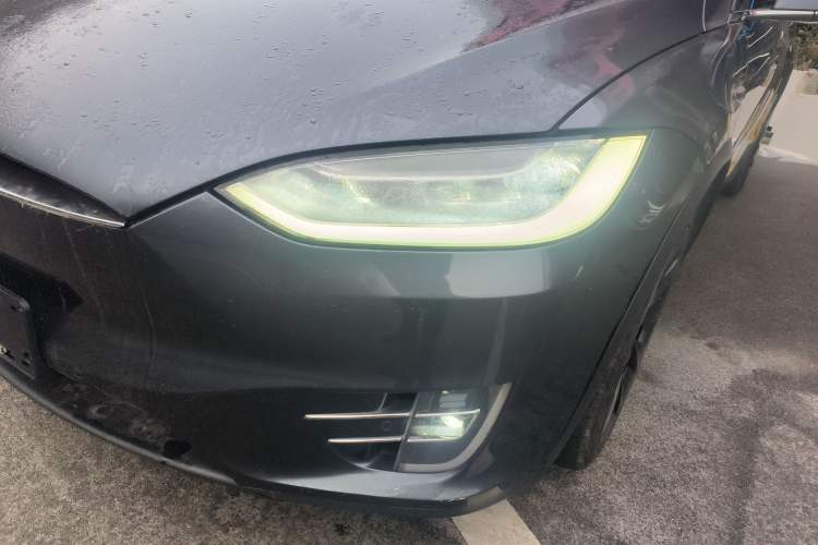 Used Tesla Model X 2019 Long-Range Version
