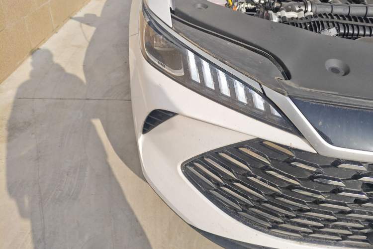 TDK.VehicleDetails.img