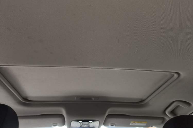 Used GAC Trumpchi GS7 2017 280T Two-Wheel Drive Luxury Model