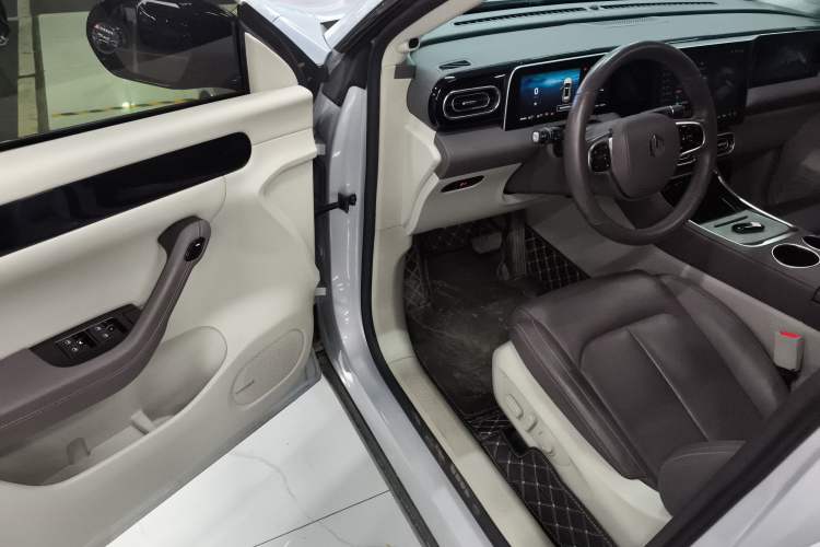 Used Leapmotor C11 2023 Range-Extended 180 Comfort Edition
