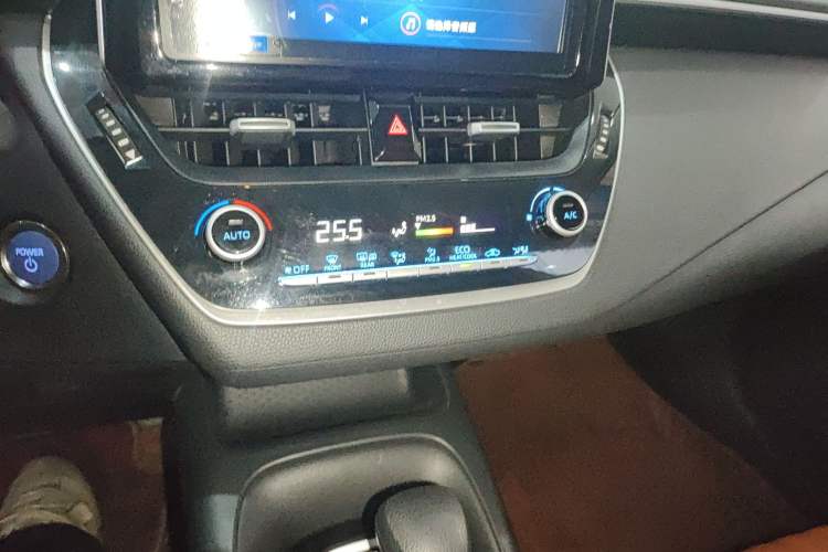 Used Toyota Corolla 2021 Dual-Motor 1.8L E-CVT Elite Edition
