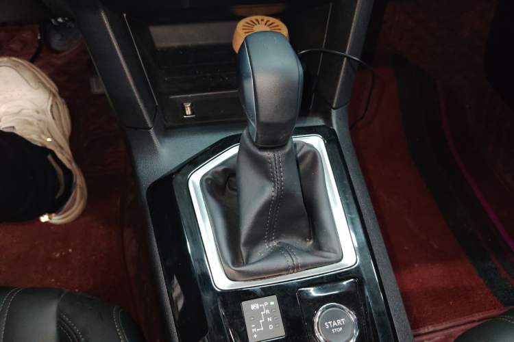 Used Peugeot 408 2022 1.6T Light-Chasing Edition