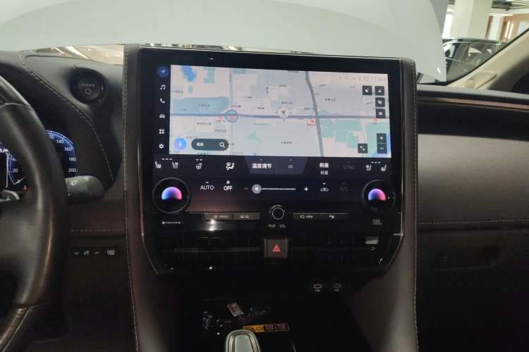 Used Toyota Alphard 2024 Dual-Engine 2.5L Deluxe Edition
