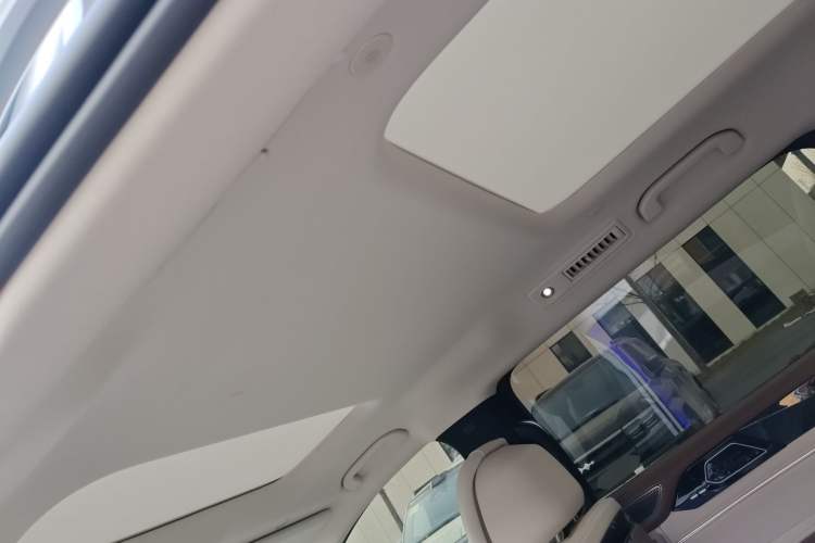 Used BYD Xia 2025 DM-i 1.5T 180km Beyond Edition
