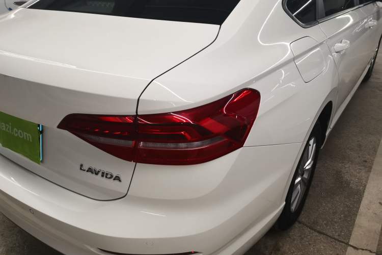 Used Volkswagen Lavida 2019 1.5L Automatic Fashion Edition China VI