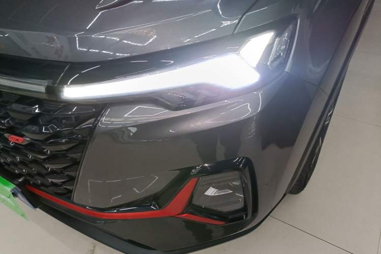 Used Changan CS35PLUS 2021 Revised Version Blue Whale NE 1.4T DCT Luxury Edition
