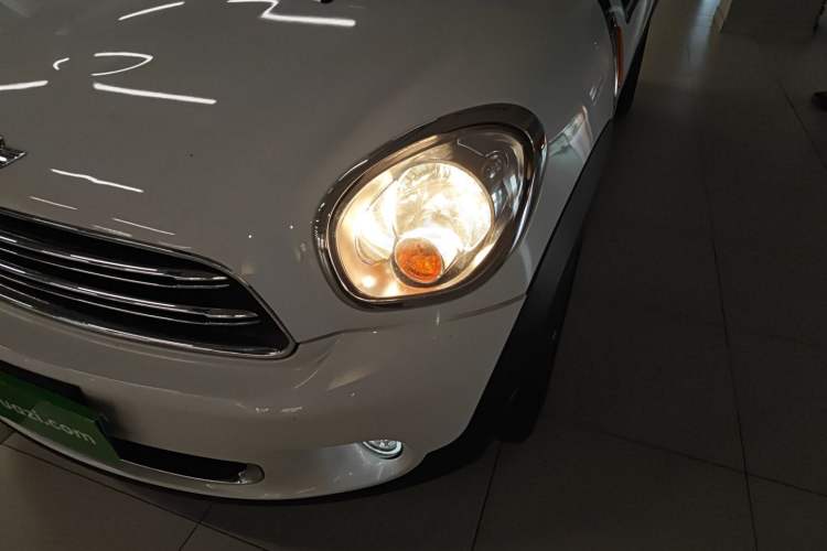 Used  Countryman 2014 1.6L COOPER Fun
