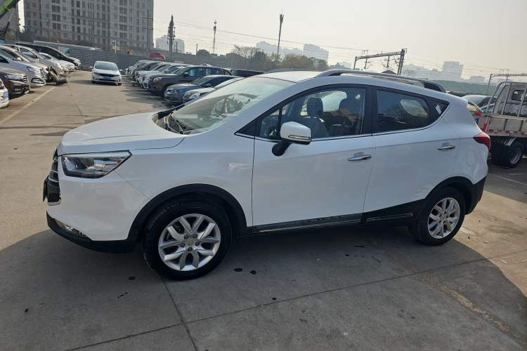 Used  Refine S3 2014 1.5L CVT Luxury Smart Model
