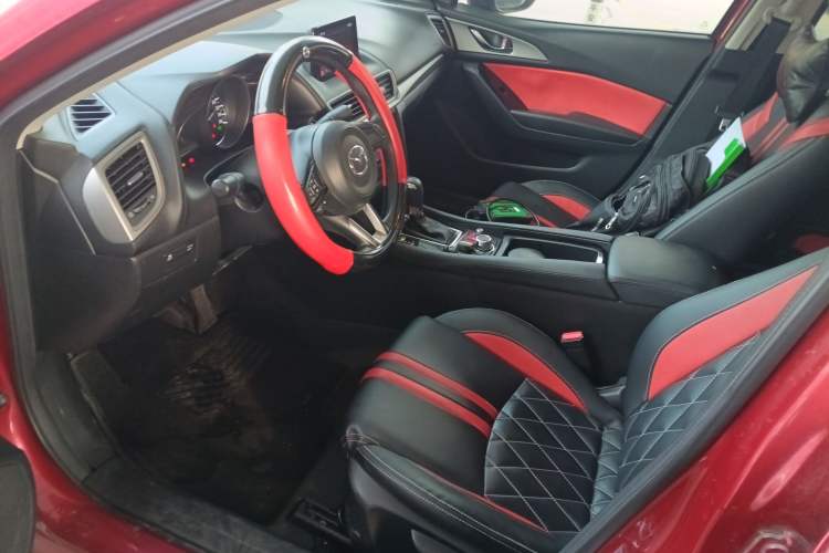 Used Mazda Mazda 3 Axela 2019 Cloud-Controlled Version Sedan 1.5L Automatic Luxury Trim China V Standard