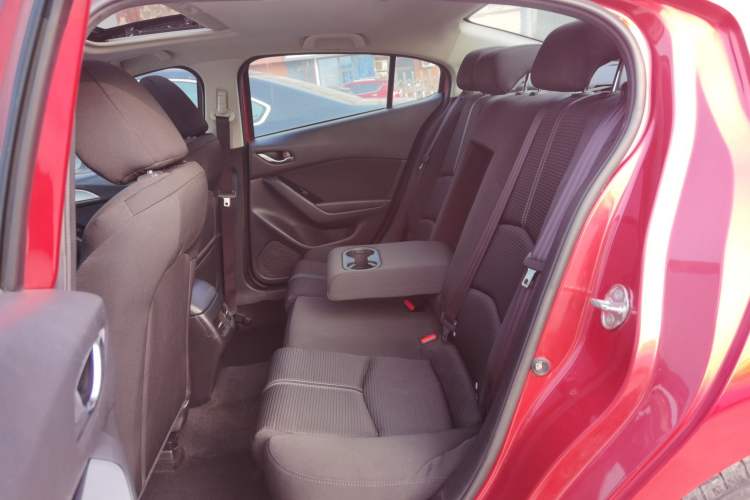 Used Mazda Mazda 3 Axela 2017 Sedan 1.5L Automatic Luxury Model Emission Standard China V
