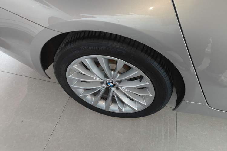 Used BMW 5 Series 2018 530Li Leading Edition Luxury Package