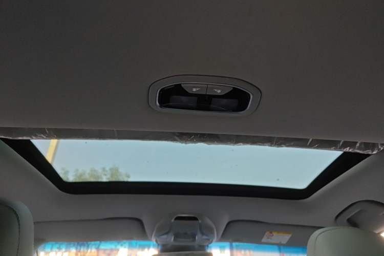 Used Geely Auto Binray 2018 14T CVT Binyi Edition
