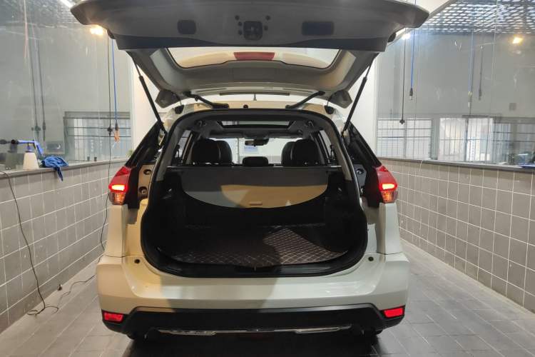 Used Nissan X-Trail 2020 2.0L XL ITS CVT 2WD SmartConnect Comfort Edition
