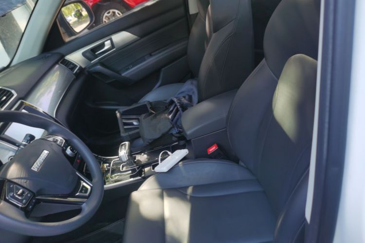 Used Haval H2 2018 1.5T Dual-Clutch Two-Wheel Drive Fashion Model China VI Standard
