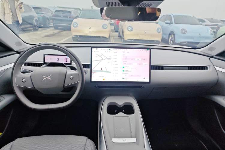 Used XPeng MONA M03 2024 620 with Ultra-Long Range
