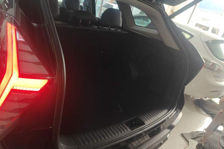 Used Geely Auto FX11 2024 1.5TD DCT Prestige Edition
