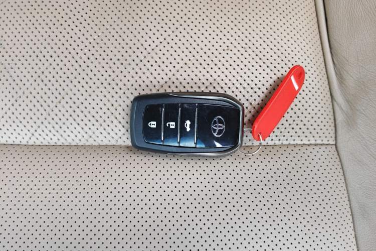 Used Toyota Camry 2013 2.0G Comfort Edition