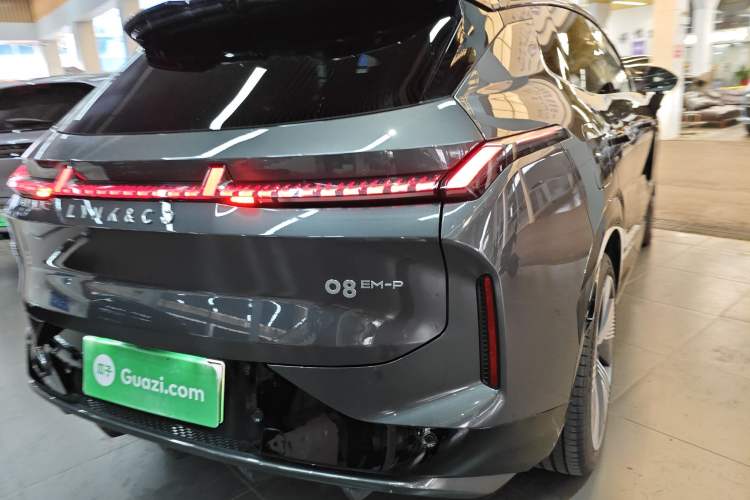 Used Lynk & Co 08 EM-P 2023 245km Ultra-Long Range Halo
