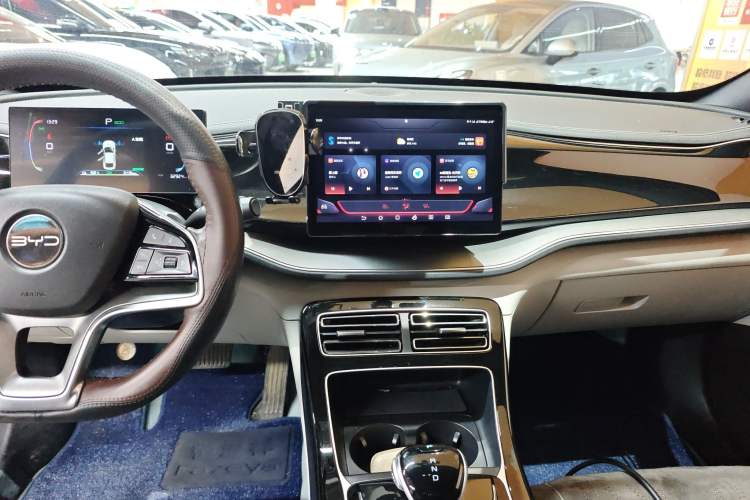 Used BYD Qin PLUS 2023 Champion Edition EV 510KM Leading Model