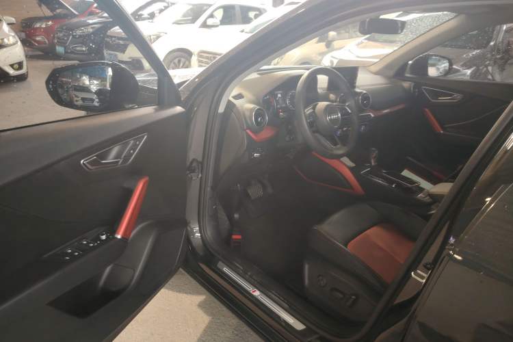 Used Audi Q2L 2018 35 TFSI Fashion Dynamic Version China VI Emission Standard
