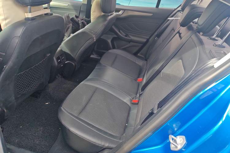 Used Ford Focus 2020 Sedan EcoBoost 180 Automatic Trend Edition
