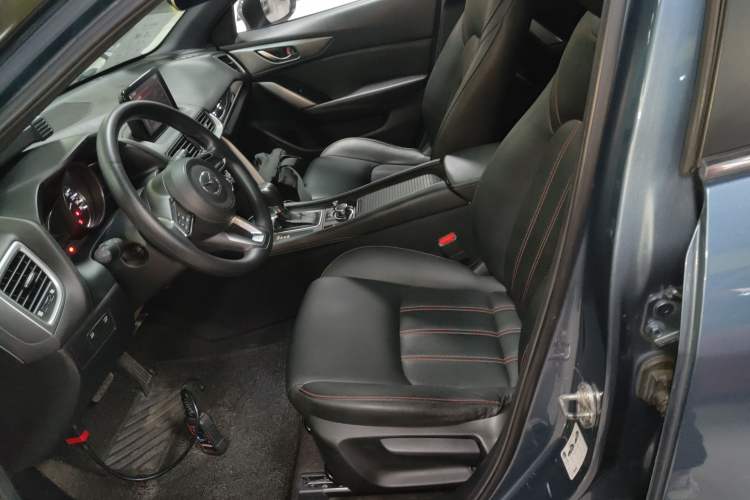 Used Mazda CX-4 2018 2.0L Automatic Two-Wheel Drive Blue Sky Dynamic Version China V Standard