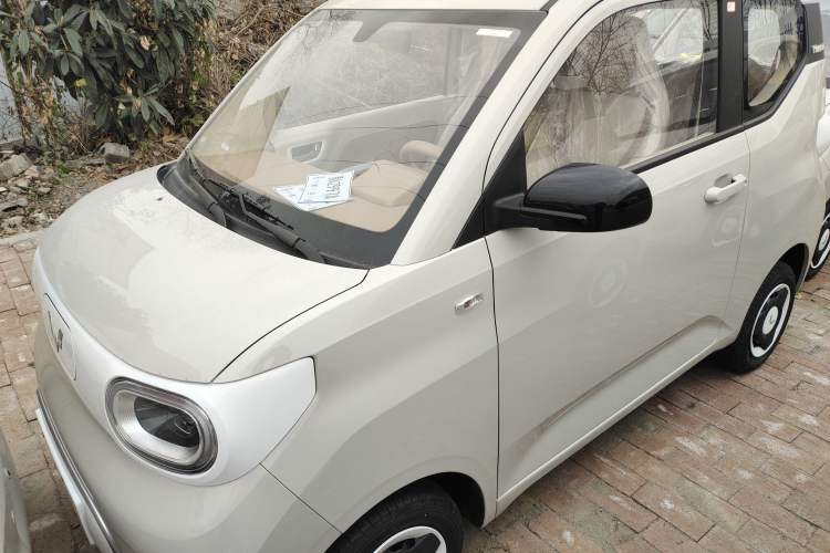 Used Wuling Hongguang MINIEV 2024 3rd Generation 215km Youth Edition