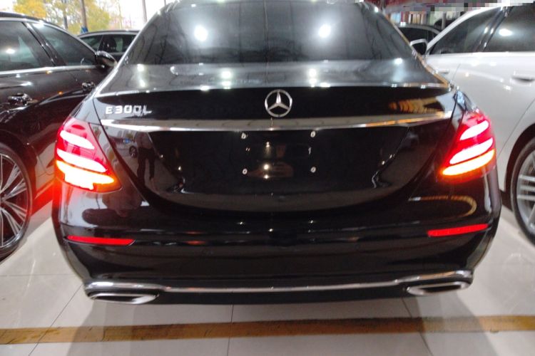 Used Mercedes-Benz E-Class 2016 E 200 L
