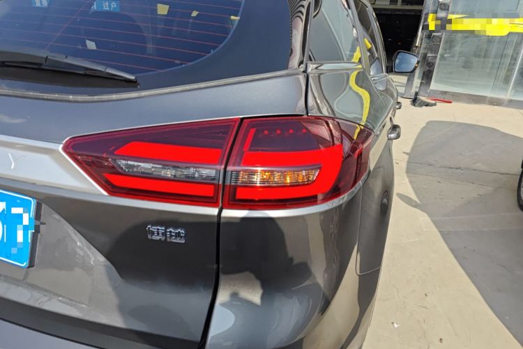 Used Geely Auto Emgrand X7 Sport 2021 Million Edition 1.8TD DCT Two-Wheel Drive Comfort Model
