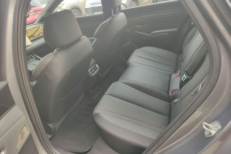 Used BYD Qin L 2025 DM-i Smart Drive 120KM Superior Model