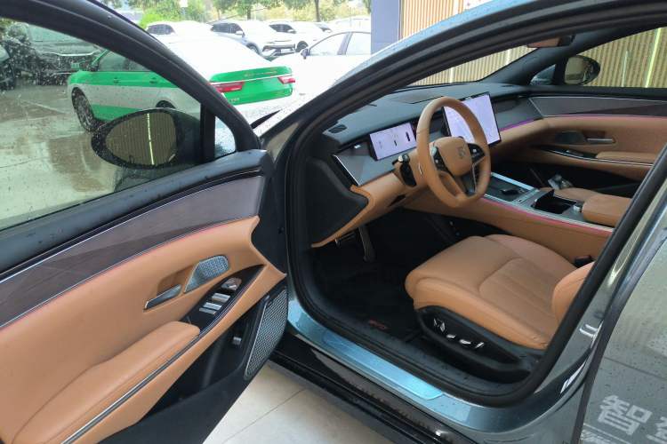 Used BYD Han L 2025 DM-p Four-Wheel-Drive LiDAR Flagship Model
