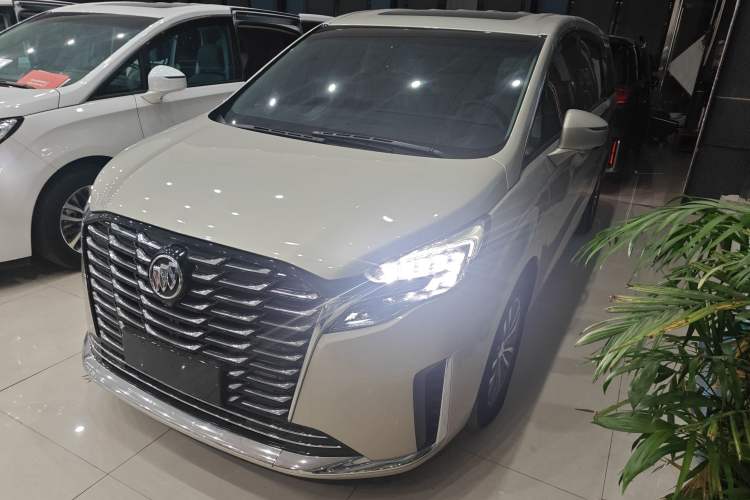 Used Buick GL8 2023 ES Lu Zun Comfort Model
