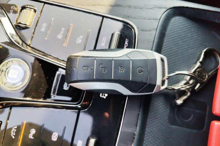 Used BYD Han 2020 EV Four-Wheel Drive High-Performance Flagship Model
