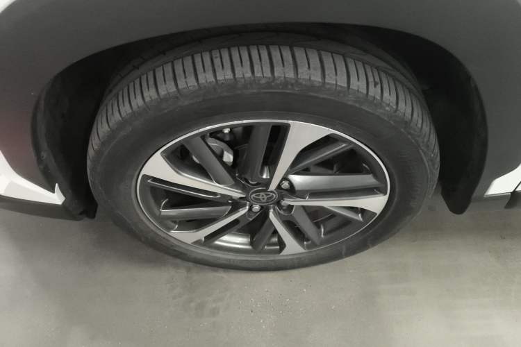 Used Toyota FRONTLANDER 2022 2.0L CVT Luxury PLUS Edition
