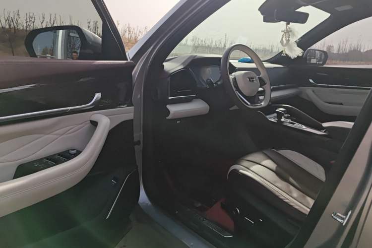 Used Geely Auto Monjaro L 2021 2.0TD DCT EVO Two-Wheel Drive Prestige Version
