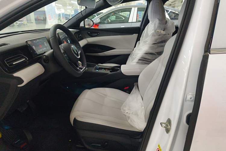 Used BYD Seal 06 New Energy 2024 DM-i 80KM Prestige Model
