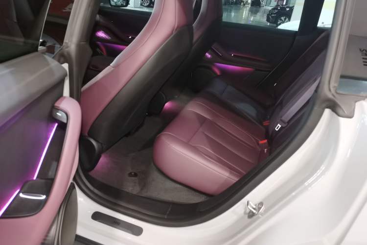 Used Nio ET5T 2024 75kWh Touring