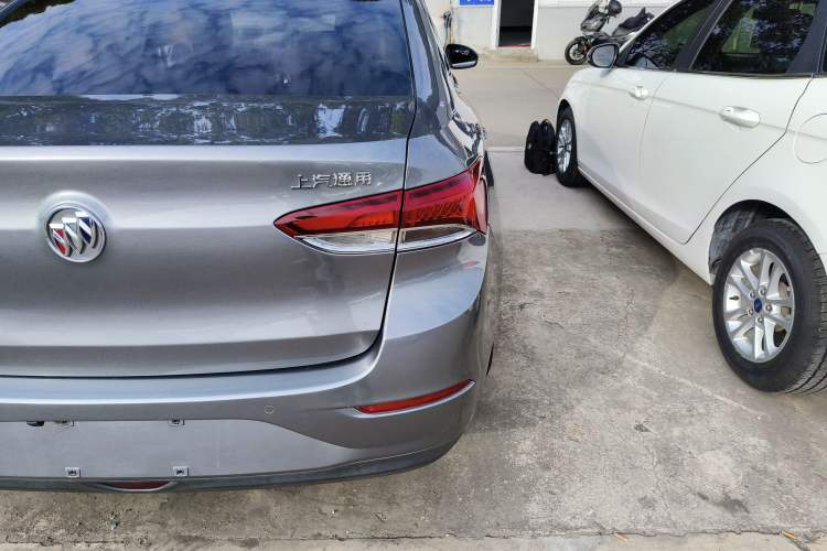 Used Buick GT 2018 18T Automatic Elite Model
