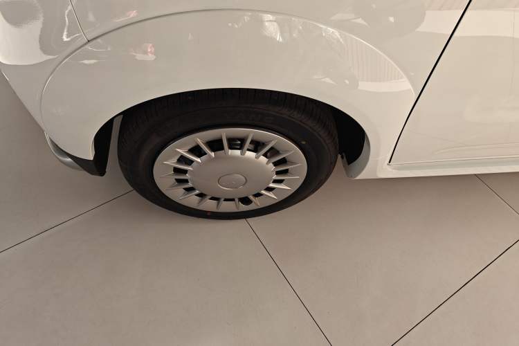 Used Livan Blue Balloon 
