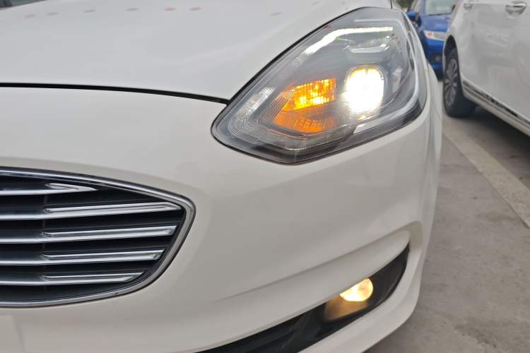 Used Ford Escort 2019 Revised Version 1.5L Automatic Enjoyment Type China VI Standard