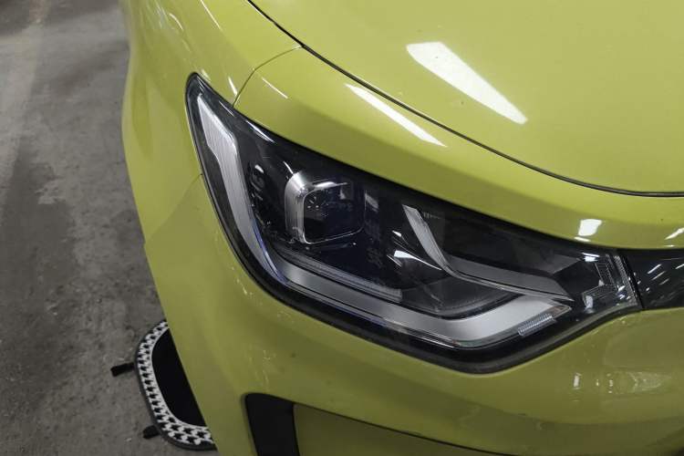 Used SOL E10X 2022 Flower Fairy Style Baby's Breath
