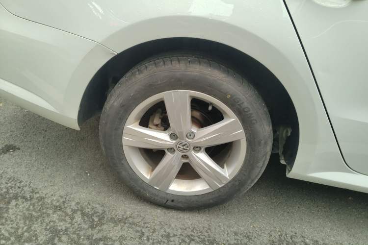 Used Volkswagen Lavida 2017 1.6L Automatic Fashion Edition